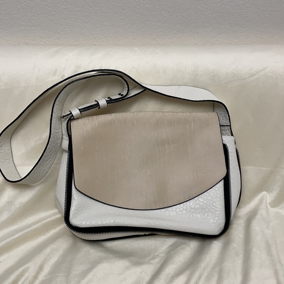 New never worn French Connection messenger bag - Picture 2 of 6